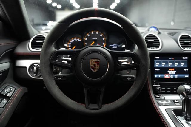 2023 Porsche 718 Cayman GT4