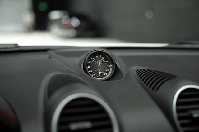 2023 Porsche 718 Cayman GT4