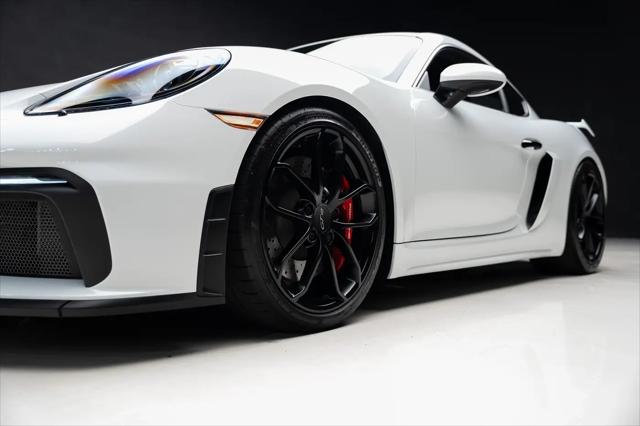 2023 Porsche 718 Cayman GT4