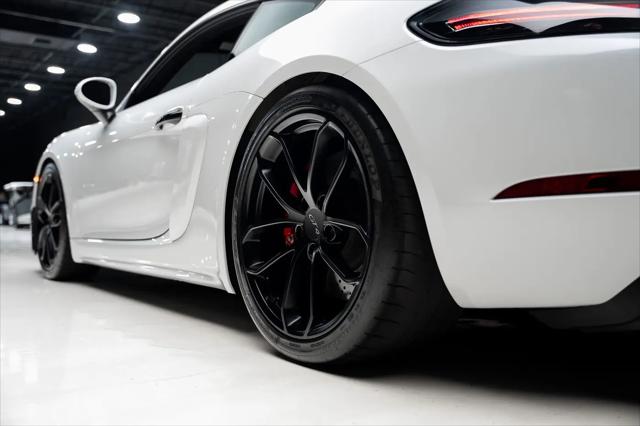 2023 Porsche 718 Cayman GT4