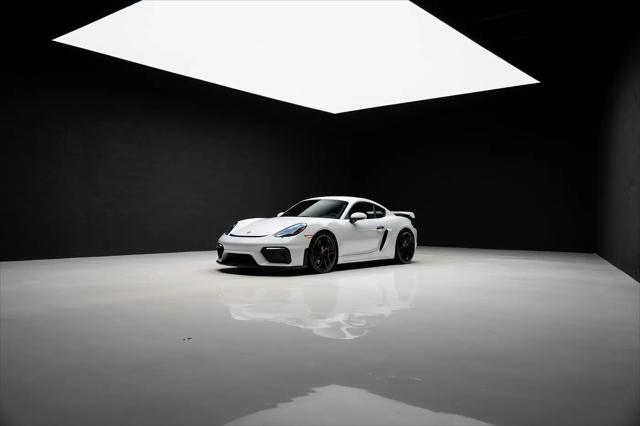 2023 Porsche 718 Cayman GT4