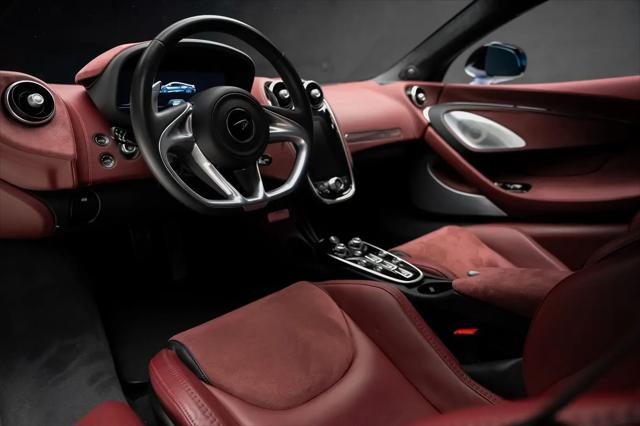 2023 McLaren GT Standard
