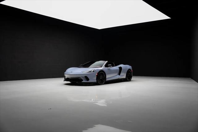 2023 McLaren GT Standard