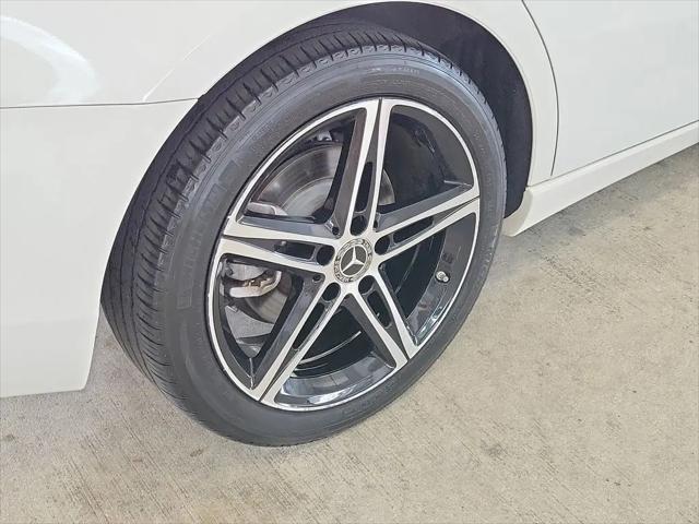 2019 Mercedes-Benz A 220 A 220