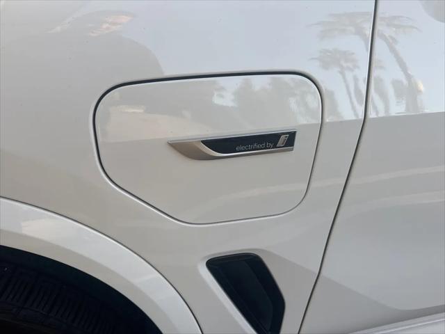 2022 BMW X5 xDrive45e