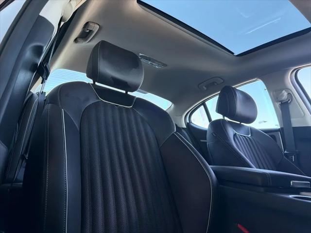 2026 Genesis G70 2.5T RWD Prestige
