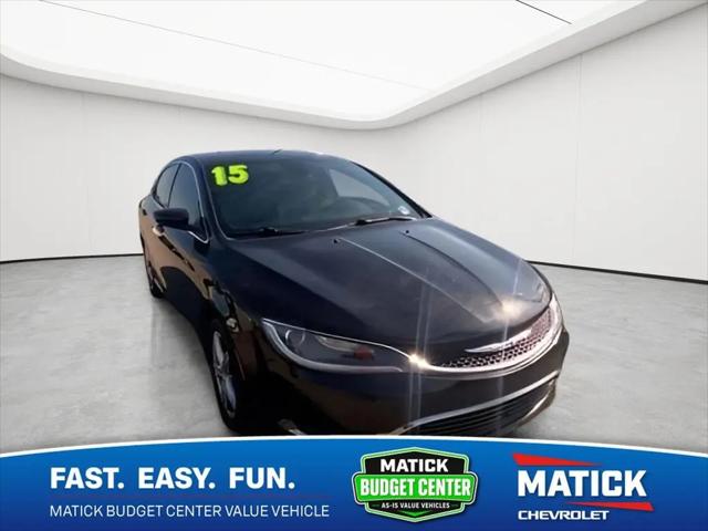 2015 Chrysler 200 Limited for sale in Redford, MI