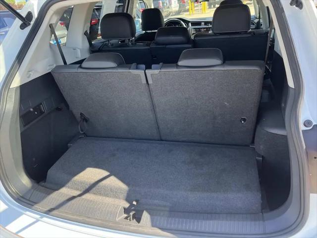 2021 Volkswagen Tiguan 2.0T SE R-Line Black