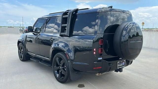 2024 Land Rover Defender 130 P400 X-Dynamic SE