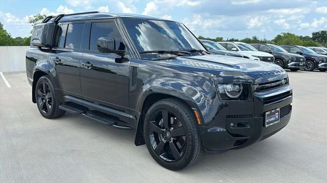 2024 Land Rover Defender 130 P400 X-Dynamic SE