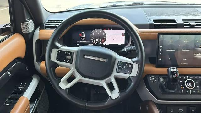 2024 Land Rover Defender 130 P400 X-Dynamic SE