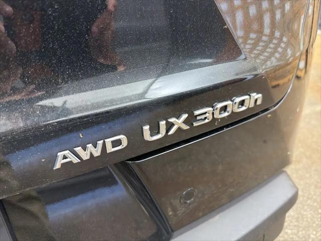 2026 Lexus 300 Premium AWD