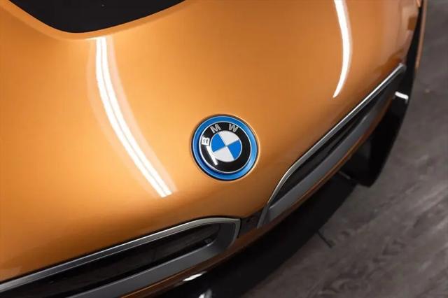 2019 BMW i8 Roadster