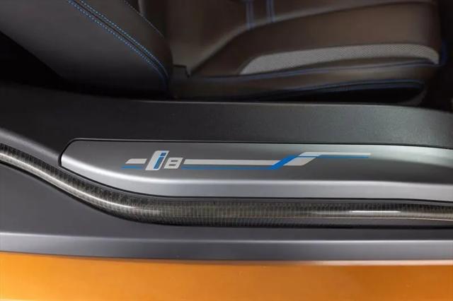 2019 BMW i8 Roadster