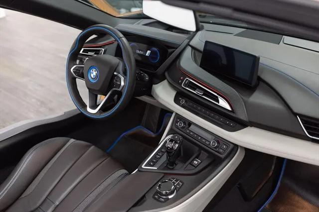 2019 BMW i8 Roadster