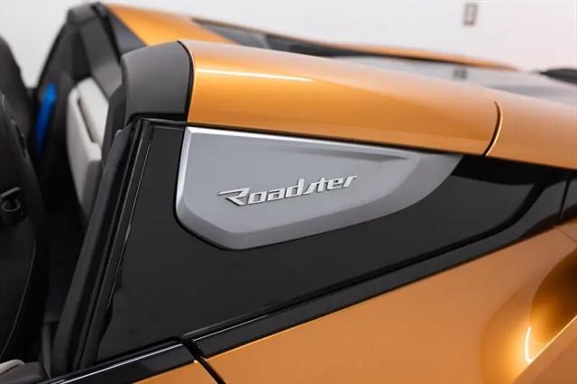 2019 BMW i8 Roadster