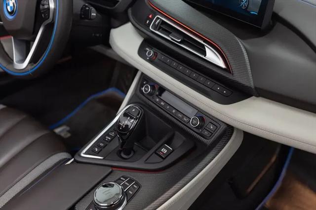 2019 BMW i8 Roadster