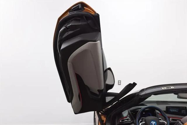 2019 BMW i8 Roadster
