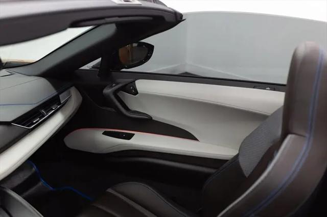 2019 BMW i8 Roadster