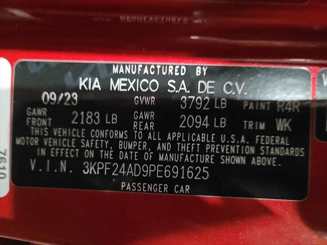 2023 Kia Forte LXS