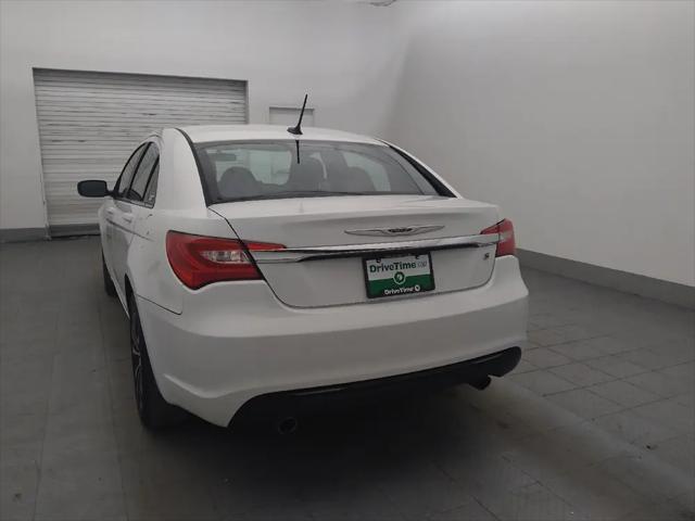 2014 Chrysler 200 Touring