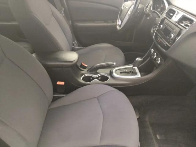 2014 Chrysler 200 Touring