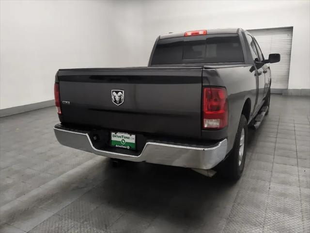 2019 Ram 1500 Classic SLT Crew Cab 4x2 6'4" Box