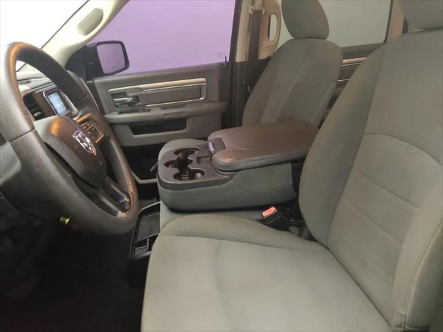 2019 Ram 1500 Classic SLT Crew Cab 4x2 6'4" Box