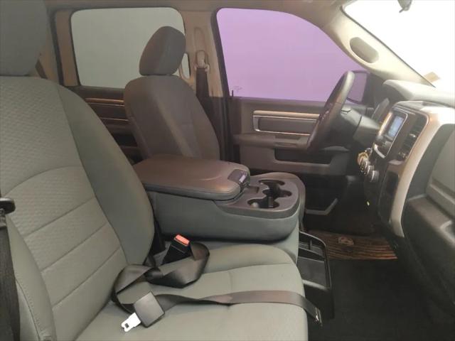 2019 Ram 1500 Classic SLT Crew Cab 4x2 6'4" Box