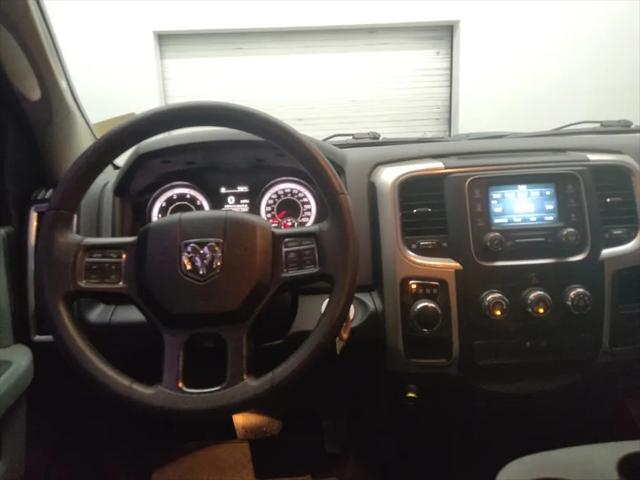 2019 Ram 1500 Classic SLT Crew Cab 4x2 6'4" Box