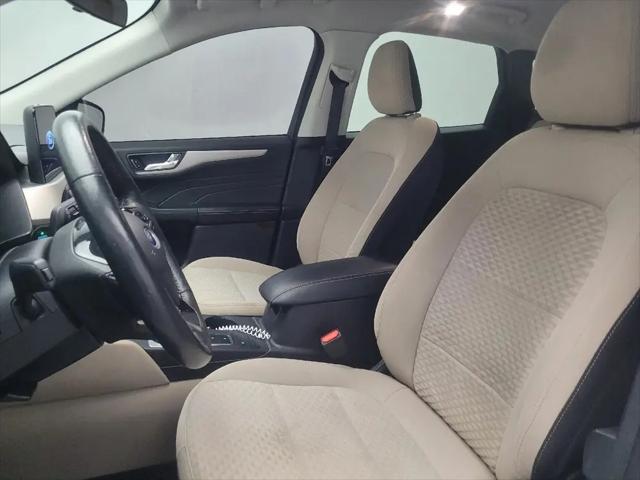 2021 Ford Escape SE Hybrid