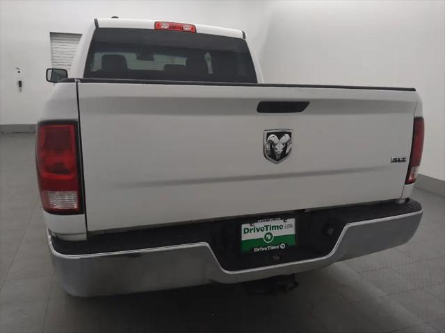 2022 Ram 1500 Classic SLT Crew Cab 4x2 5'7" Box