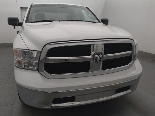 2022 Ram 1500 Classic SLT Crew Cab 4x2 5'7" Box