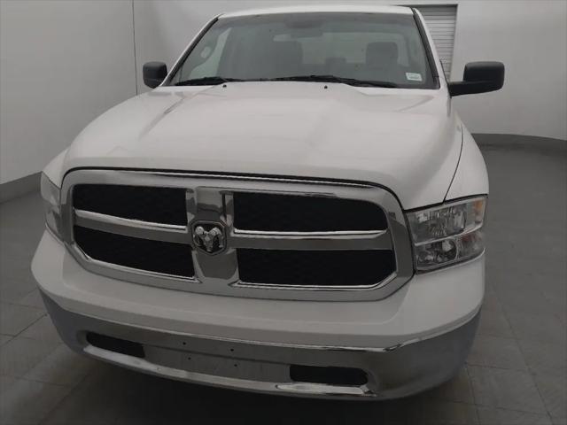 2022 Ram 1500 Classic SLT Crew Cab 4x2 5'7" Box