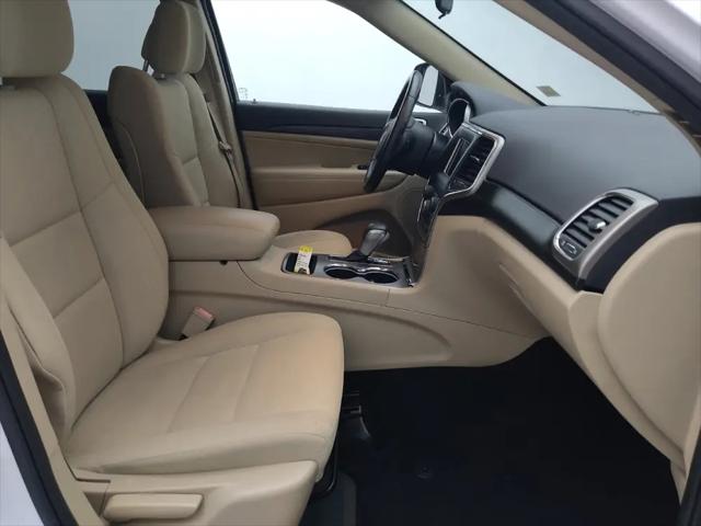 2019 Jeep Grand Cherokee Laredo E 4x2