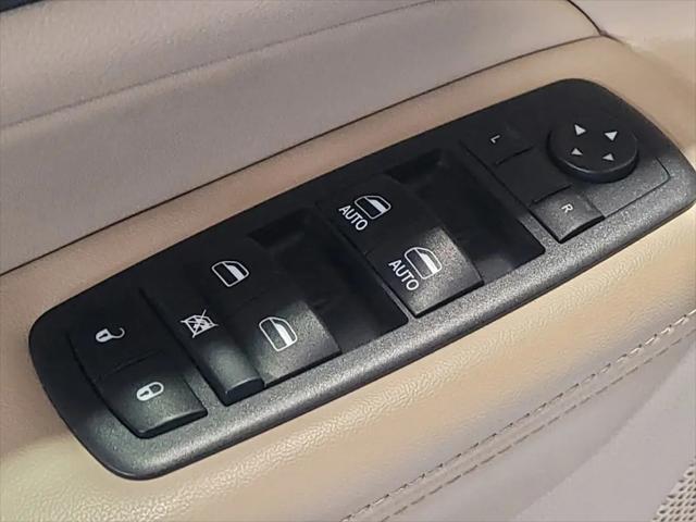 2019 Jeep Grand Cherokee Laredo E 4x2
