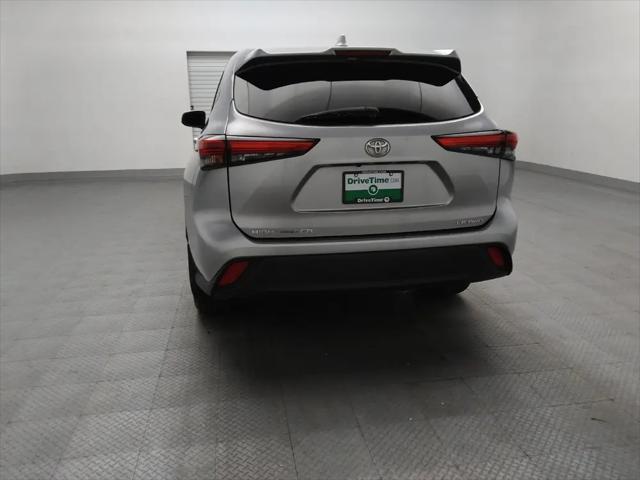 2021 Toyota Highlander LE