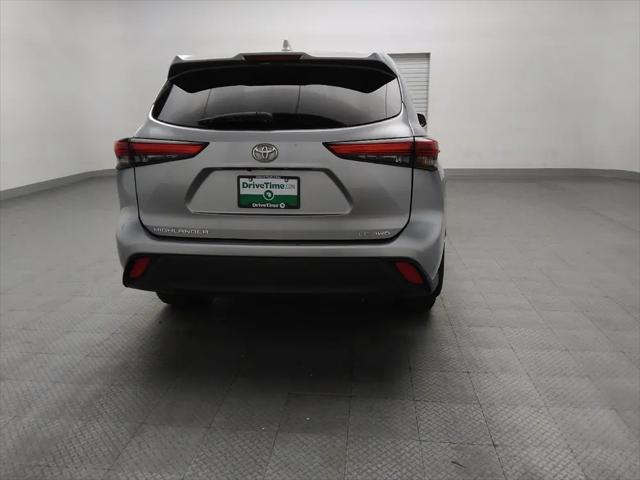 2021 Toyota Highlander LE