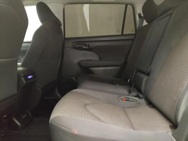 2021 Toyota Highlander LE