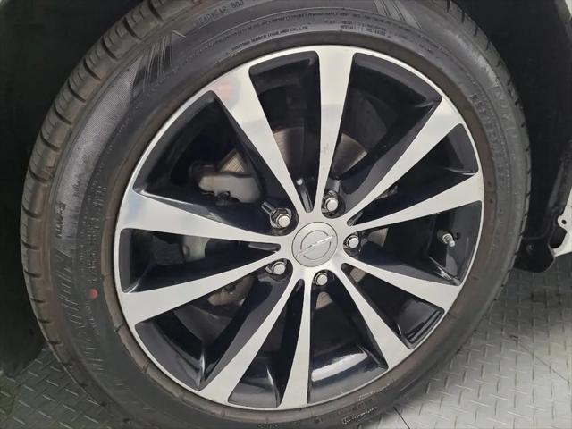 2014 Chrysler 200 S