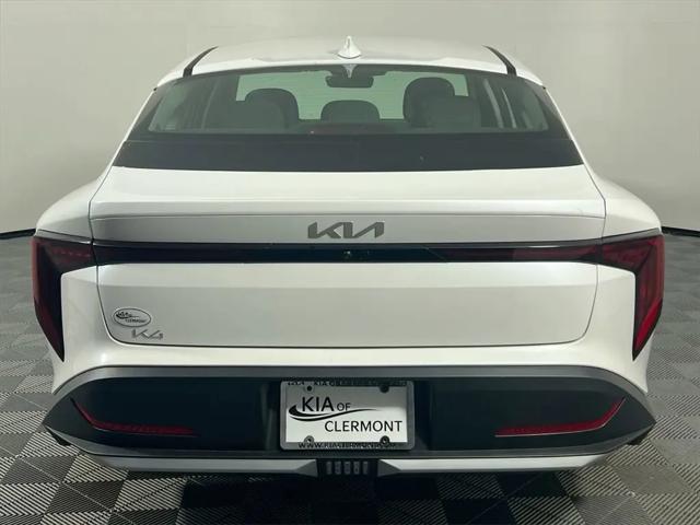 2025 Kia K4 EX