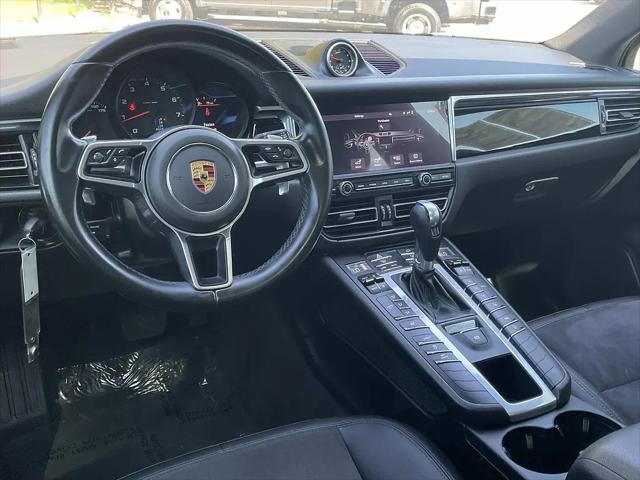 2021 Porsche Macan Macan