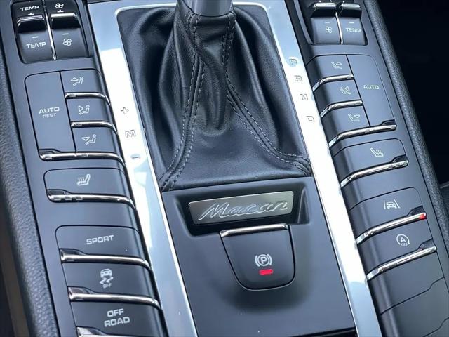 2021 Porsche Macan Macan