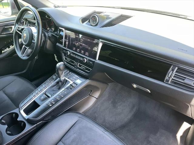2021 Porsche Macan Macan