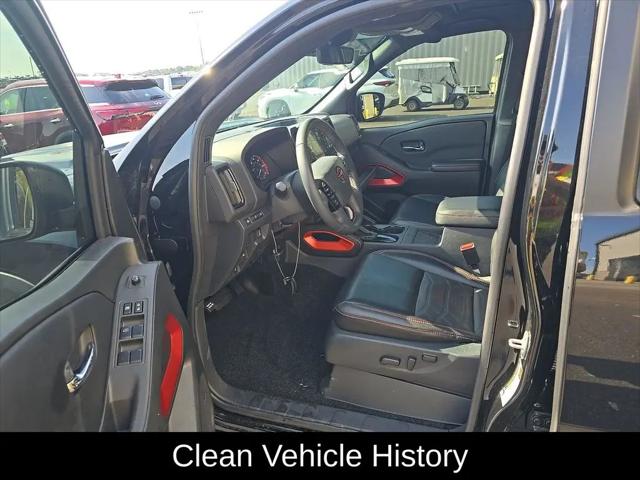 2025 Nissan Frontier Crew Cab Long Bed PRO-4X 4x4