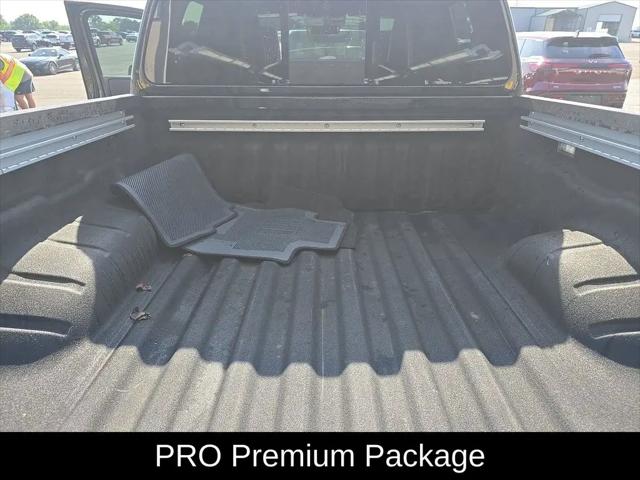 2025 Nissan Frontier Crew Cab Long Bed PRO-4X 4x4
