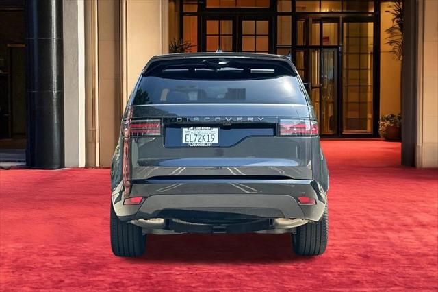 2025 Land Rover Discovery P300 Dynamic SE