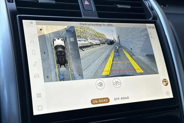 2025 Land Rover Discovery P300 Dynamic SE