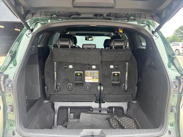 2025 Toyota Sienna Woodland Edition