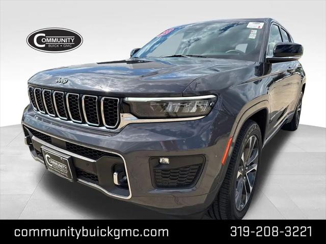 2023 Jeep Grand Cherokee Overland 4x4 for sale in Waterloo, IA